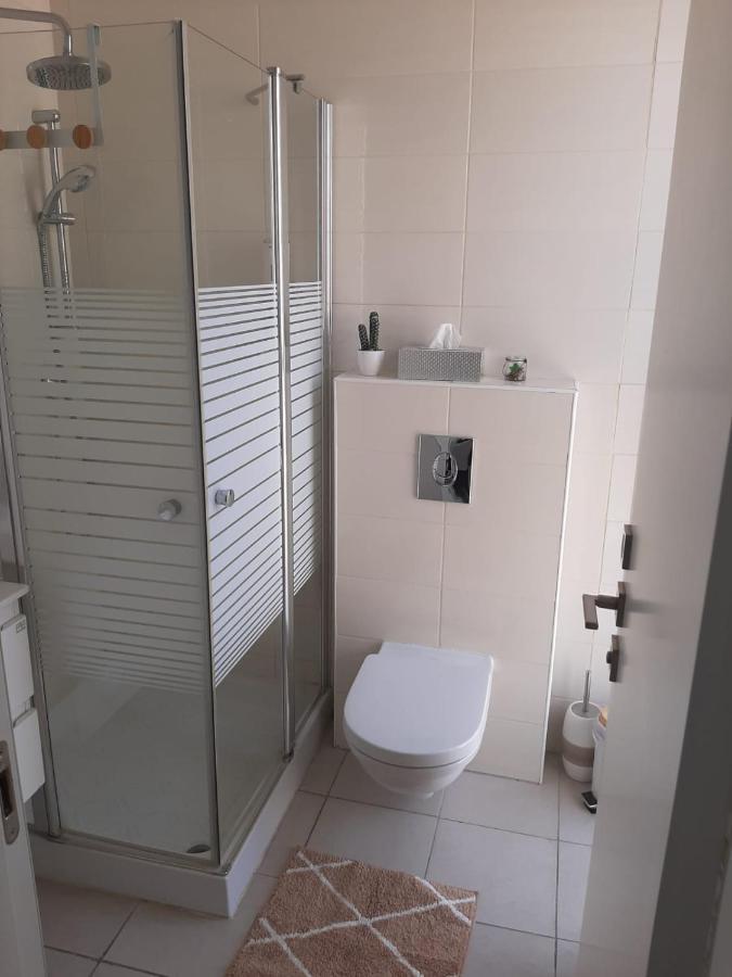 Appartment City Center - J Tower Jeruzalem Buitenkant foto